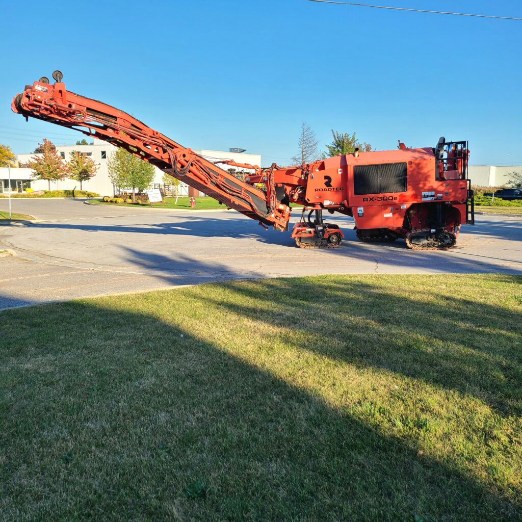LOW HOUR 2019 Roadtec RX300e Milling Machine / Cold Planer, used SOLD